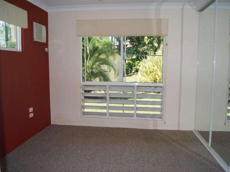 11 Whiteley Rd, Miallo QLD 4873