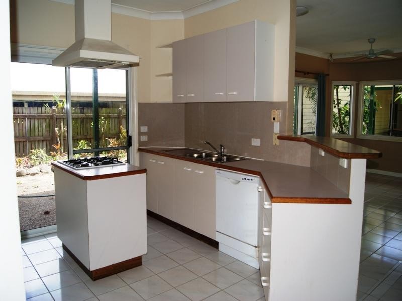 6 RUBY CLOSE, Port Douglas QLD 4877