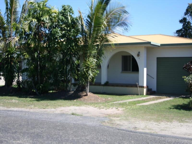 8 Andrews Street, Newell QLD 4873