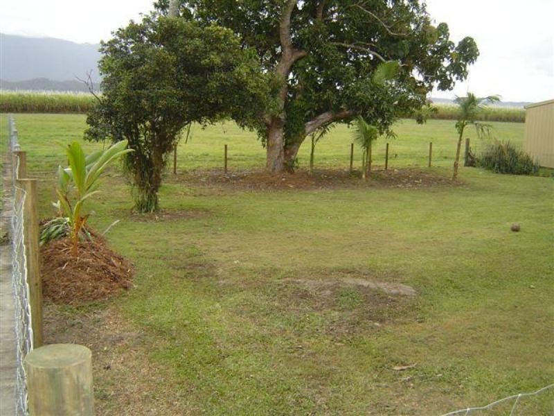 8 Andrews Street, Newell QLD 4873