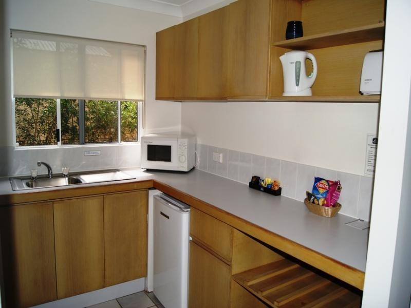 6/121 DAVIDSON ST (LAZY LIZARD), Port Douglas QLD 4877