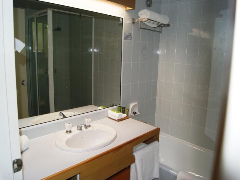 6/121 DAVIDSON ST (LAZY LIZARD), Port Douglas QLD 4877