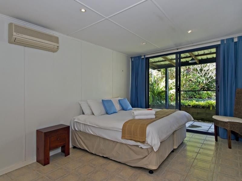 18 Rankin, Port Douglas QLD 4877