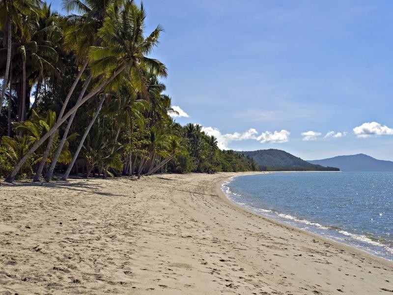 18 Rankin, Port Douglas QLD 4877
