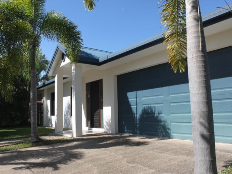 14 Birdwing Street, Port Douglas QLD 4877