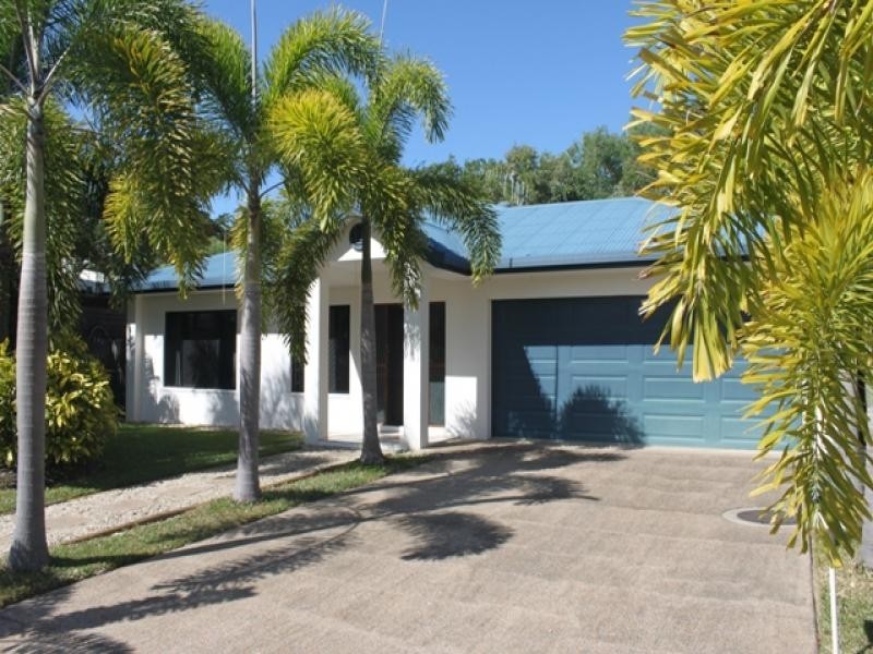 14 Birdwing Street, Port Douglas QLD 4877