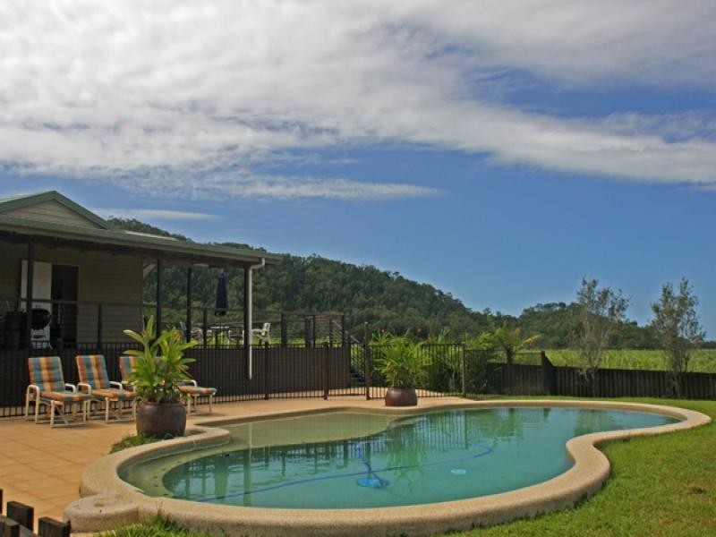166 (LOT 14) SYNDICATE RD, Miallo QLD 4873