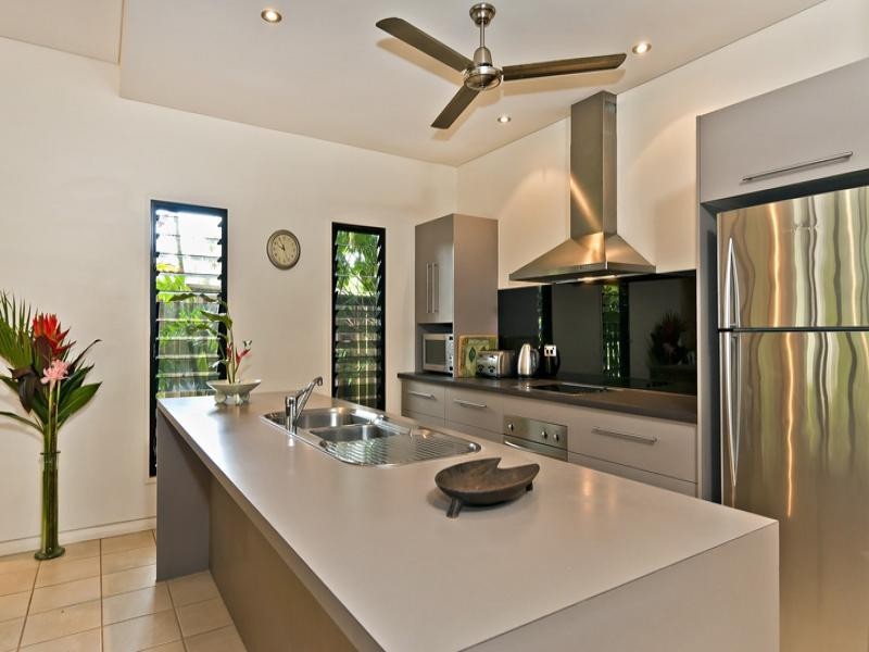 1and2/12 Escape St, Port Douglas QLD 4877