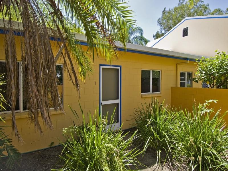 1/1-5 Barrier St Ti Tree resort, Port Douglas QLD 4877