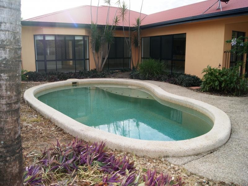 28 Birdwing St, Port Douglas QLD 4877