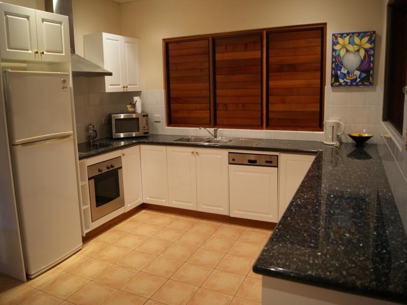 3/6 Chez Willow, Port Douglas QLD 4877