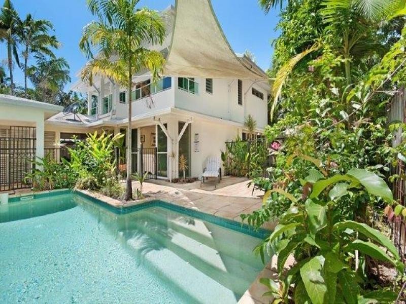 2/5 LANGLEY RD, Port Douglas QLD 4877