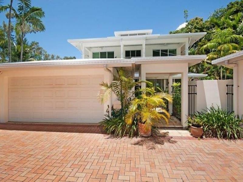 2/5 LANGLEY RD, Port Douglas QLD 4877