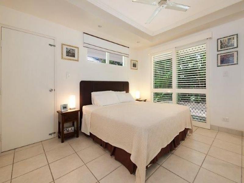 2/5 LANGLEY RD, Port Douglas QLD 4877