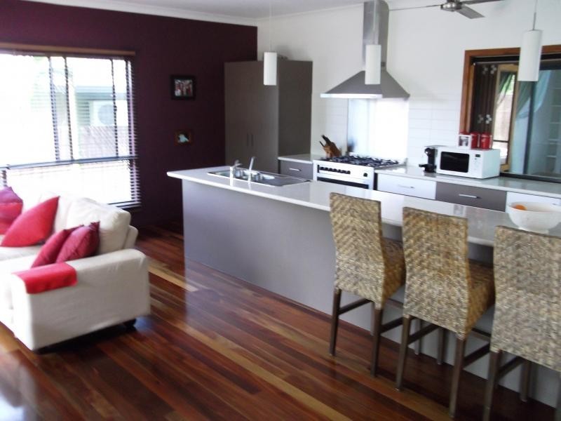 26 White Oak Avenue, Mossman QLD 4873