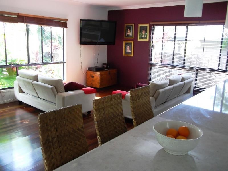 26 White Oak Avenue, Mossman QLD 4873