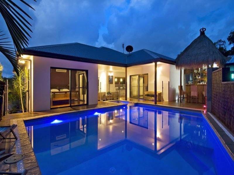 26 White Oak Avenue, Mossman QLD 4873