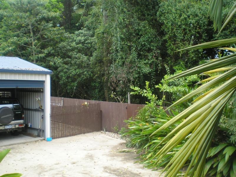 26 White Oak Avenue, Mossman QLD 4873