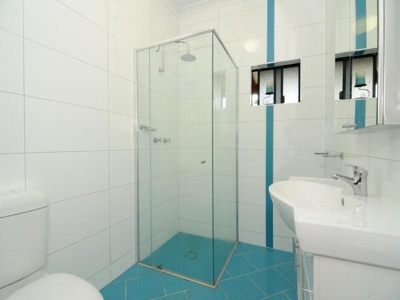 17 SATINASH ST, Mossman QLD 4873