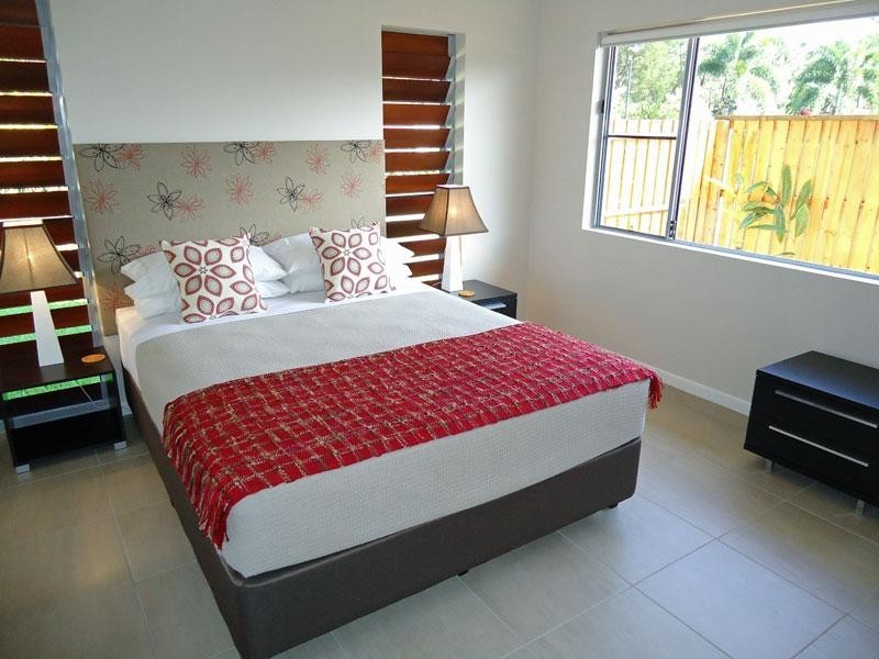 Port Douglas QLD 4877