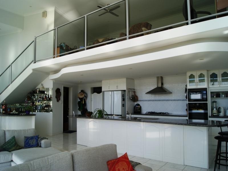 12 OCEAN VIEW RD, Port Douglas QLD 4877