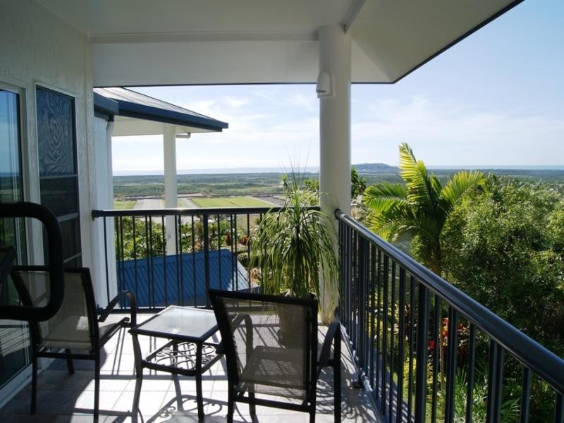 12 OCEAN VIEW RD, Port Douglas QLD 4877