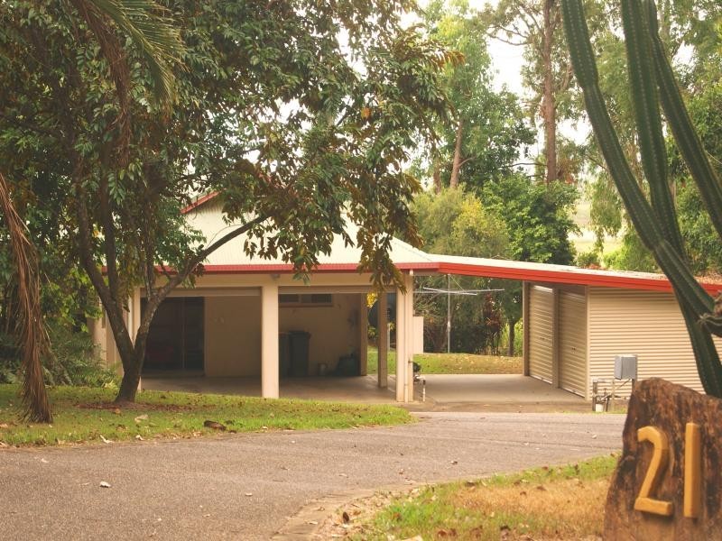 21 Ocean View Road, Port Douglas QLD 4877