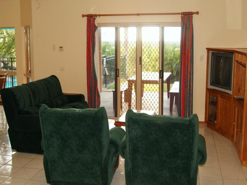 21 Ocean View Road, Port Douglas QLD 4877