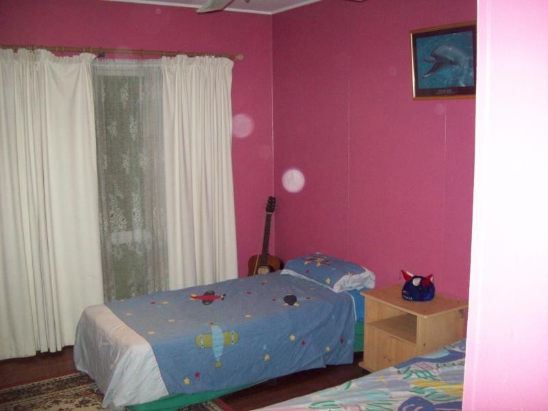 5 Hart Street, Mossman QLD 4873