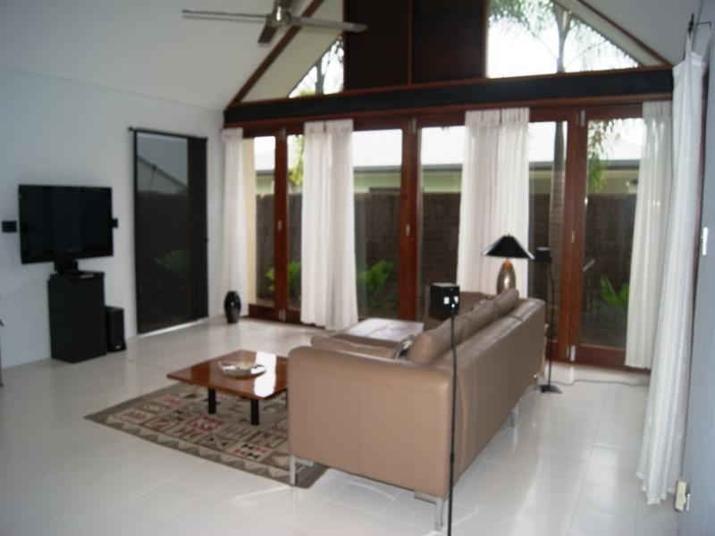 12 SANDERLING CLOSE, Port Douglas QLD 4877