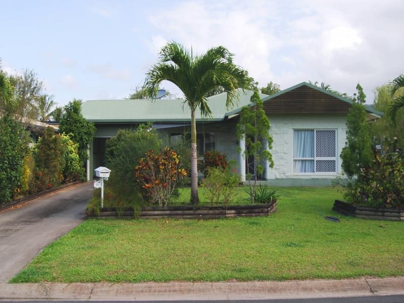 15 Watson Close, Mossman QLD 4873