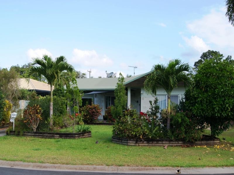 15 Watson Close, Mossman QLD 4873