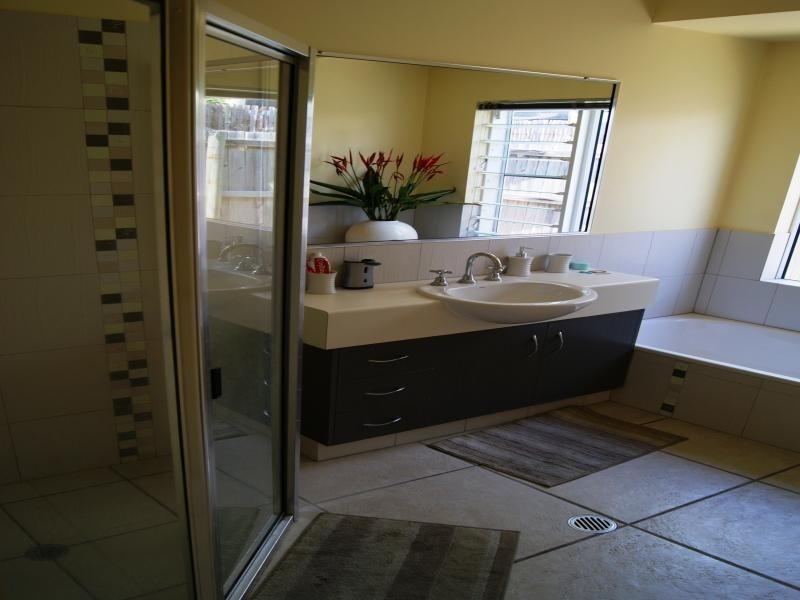 24 Brolga St, Port Douglas QLD 4877