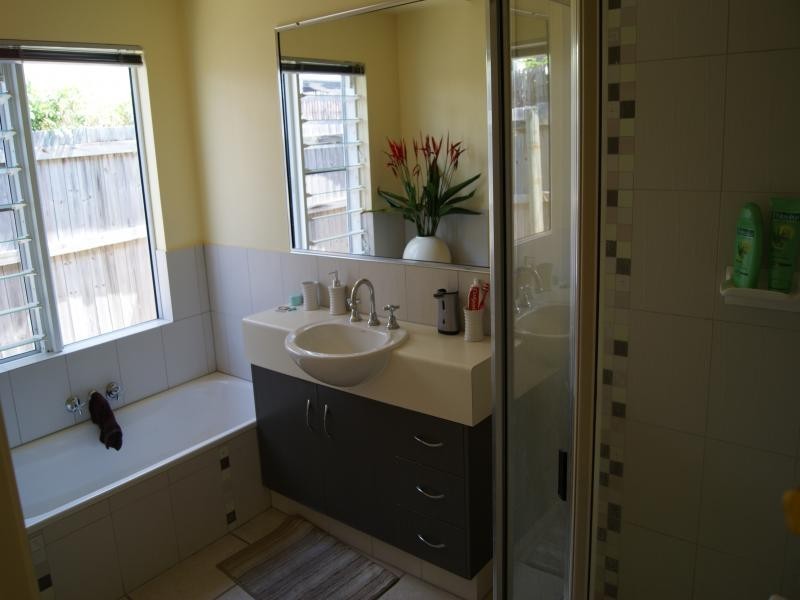 24 Brolga St, Port Douglas QLD 4877