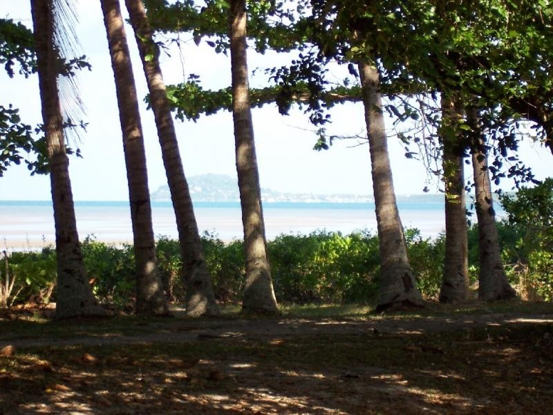 9 Ocean Ave, Cooya Beach QLD 4873