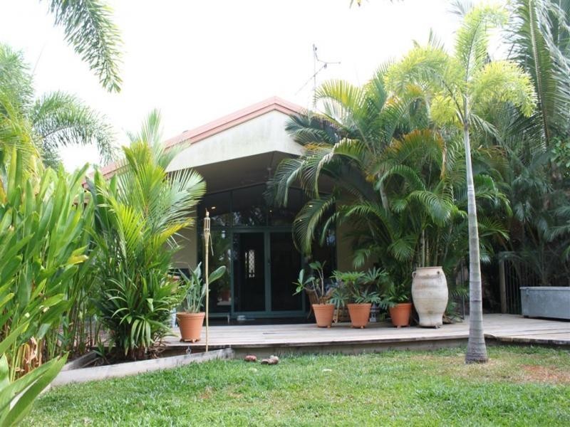 8 Ulysses Ave, Port Douglas QLD 4877