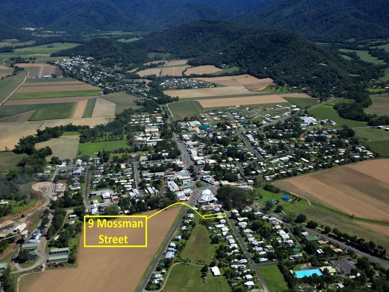 9 Mossman Street, Mossman QLD 4873