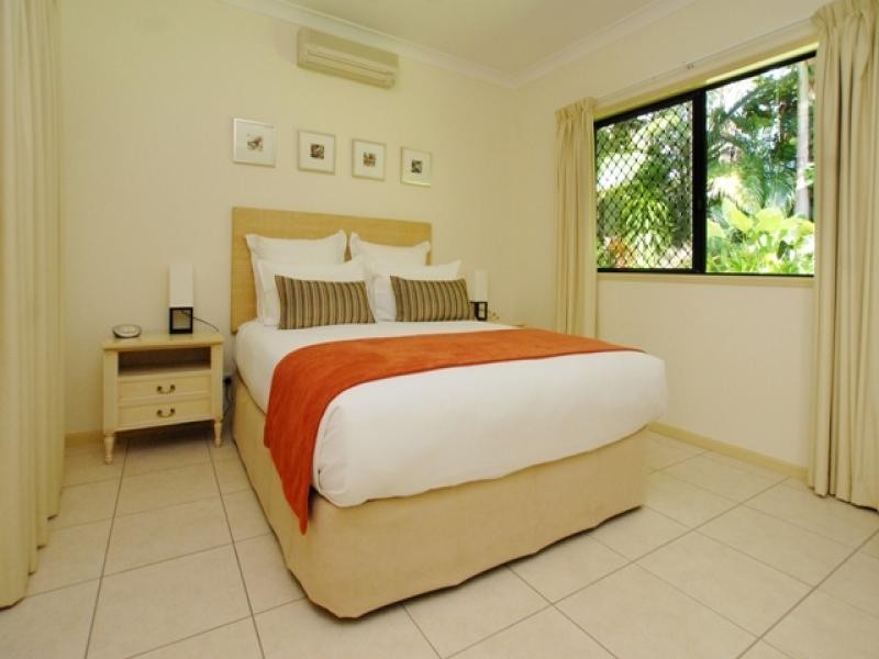 8 Andrews Close, Port Douglas QLD 4877