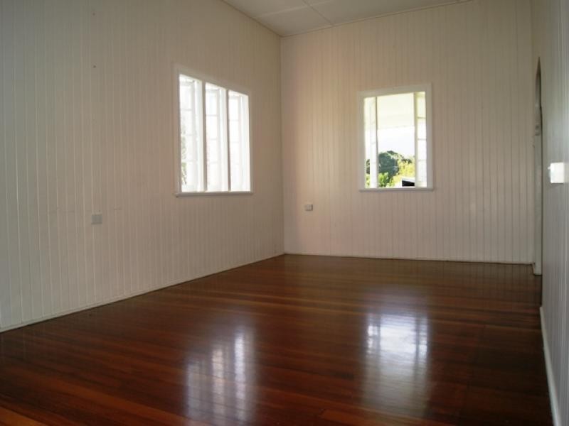 13 Thomas St, Mossman QLD 4873