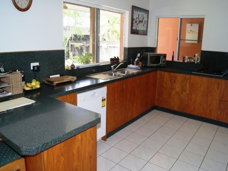 3 UNDINE ST, Port Douglas QLD 4877