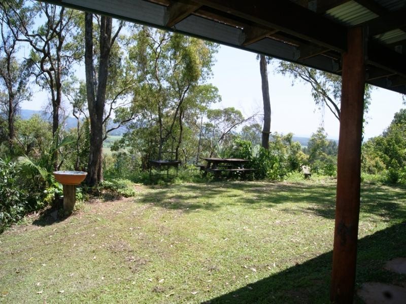 142 Somerset Dve, Miallo QLD 4873
