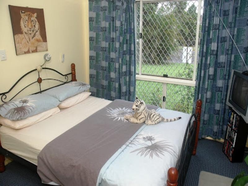 23 Forest Glen Road, Mossman QLD 4873