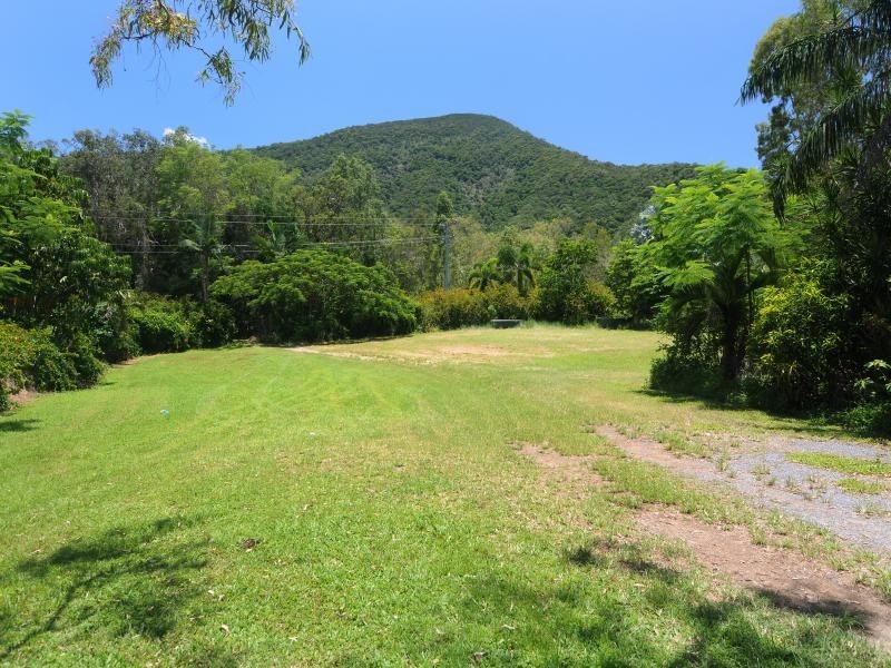 57 Reynolds Road, Oak Beach QLD 4877