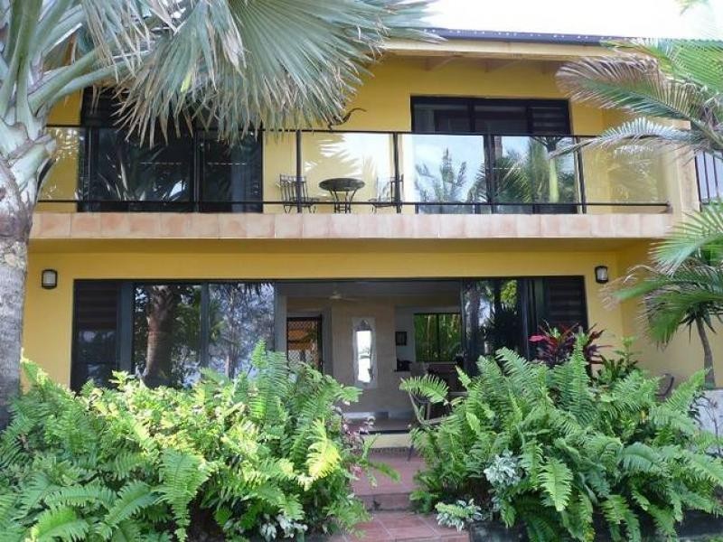 1/5 The Esplanade, Number 1 On The Beach, Port Douglas QLD 4877