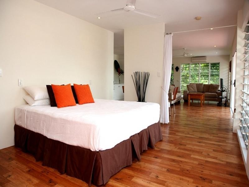 Villa B/45 Murphy Street, Hideaway, Port Douglas QLD 4877