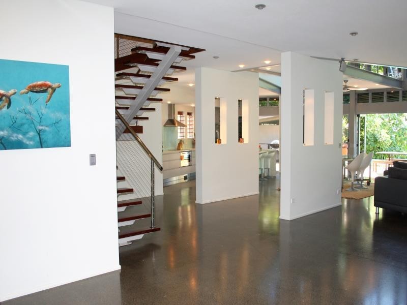 16 Rankin Street, Absolute Beach House, Newell QLD 4873