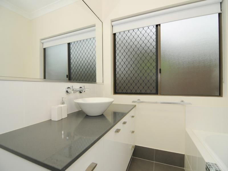 16 THE LAKE ESTATE, Port Douglas QLD 4877