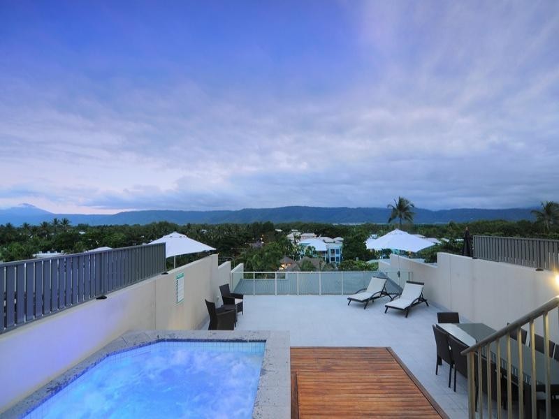 404/56-64 MACROSSAN ST (COCONUT GROVE), Port Douglas QLD 4877