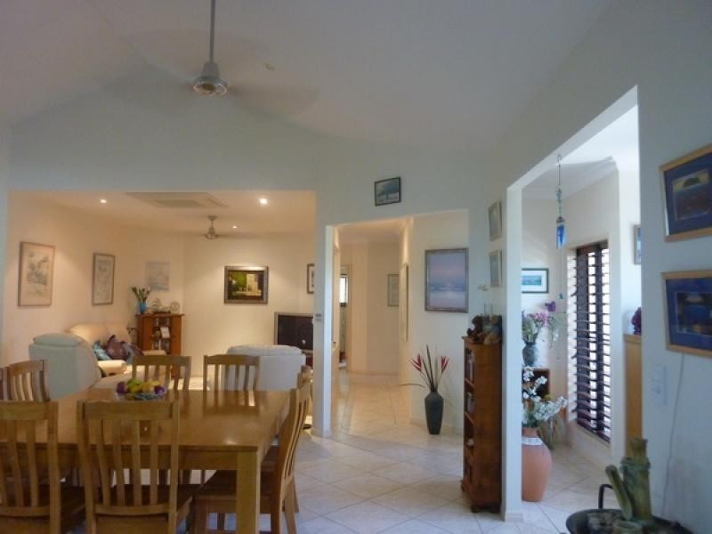 2 Lorikeet Close, Port Douglas QLD 4877