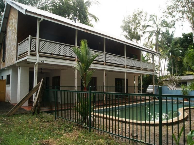 11 LANGLEY RD, Port Douglas QLD 4877